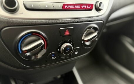 Hyundai Solaris II рестайлинг, 2017 год, 940 000 рублей, 10 фотография