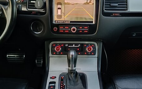 Volkswagen Touareg III, 2011 год, 1 870 000 рублей, 11 фотография