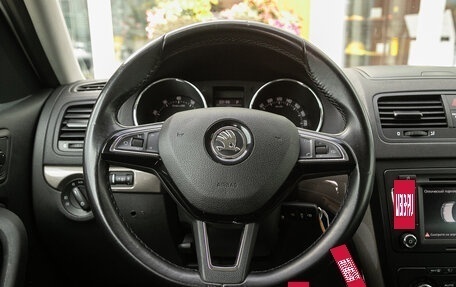 Skoda Yeti I рестайлинг, 2014 год, 1 098 000 рублей, 16 фотография