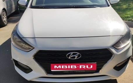 Hyundai Solaris II рестайлинг, 2018 год, 1 250 000 рублей, 1 фотография