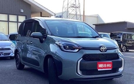 Toyota Sienta, 2022 год, 1 480 000 рублей, 1 фотография