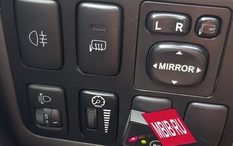 Toyota Land Cruiser Prado 120 рестайлинг, 2007 год, 1 900 000 рублей, 6 фотография
