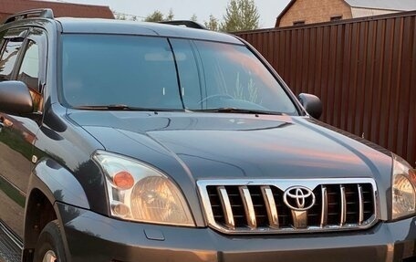 Toyota Land Cruiser Prado 120 рестайлинг, 2007 год, 1 900 000 рублей, 4 фотография