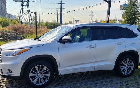 Toyota Highlander III, 2015 год, 3 300 000 рублей, 5 фотография