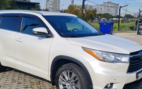 Toyota Highlander III, 2015 год, 3 300 000 рублей, 3 фотография