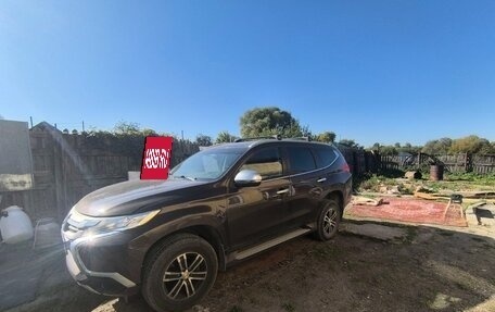 Mitsubishi Pajero Sport III рестайлинг, 2018 год, 3 000 000 рублей, 7 фотография