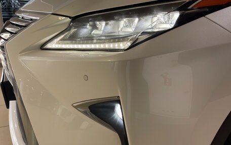 Lexus RX IV рестайлинг, 2016 год, 3 390 000 рублей, 9 фотография