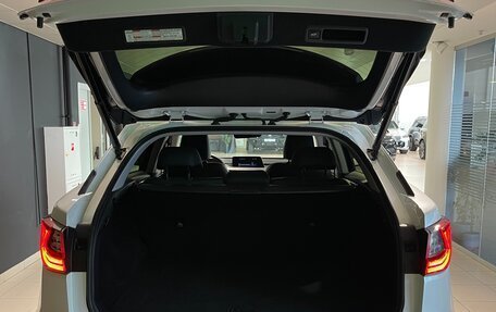 Lexus RX IV рестайлинг, 2016 год, 3 390 000 рублей, 26 фотография