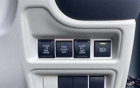 Toyota Sienta, 2022 год, 1 480 000 рублей, 18 фотография