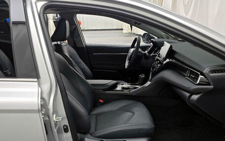 Toyota Camry, 2023 год, 3 261 572 рублей, 14 фотография