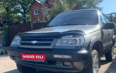 Chevrolet Niva I рестайлинг, 2004 год, 350 000 рублей, 1 фотография