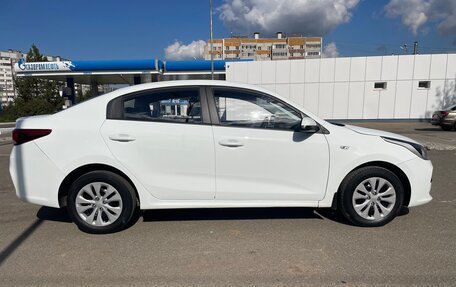 KIA Rio IV, 2020 год, 1 300 000 рублей, 8 фотография