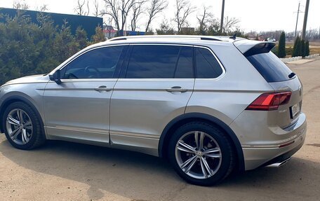 Volkswagen Tiguan II, 2020 год, 4 350 000 рублей, 4 фотография