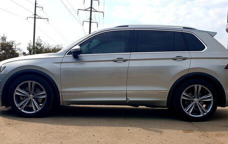 Volkswagen Tiguan II, 2020 год, 4 350 000 рублей, 5 фотография