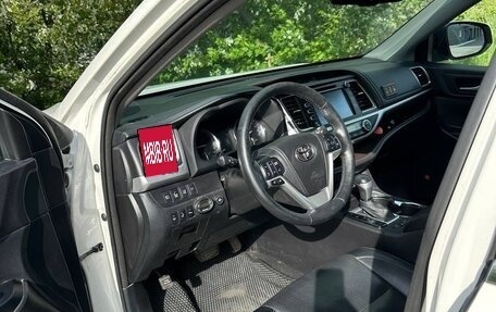Toyota Highlander III, 2015 год, 2 450 000 рублей, 9 фотография