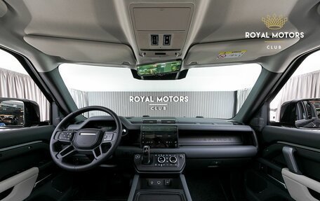 Land Rover Defender II, 2024 год, 15 100 000 рублей, 6 фотография