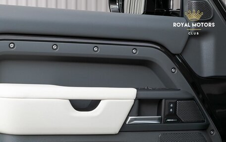 Land Rover Defender II, 2024 год, 15 100 000 рублей, 11 фотография