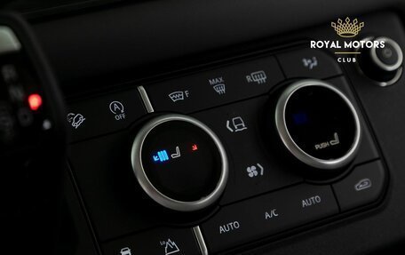 Land Rover Defender II, 2024 год, 15 100 000 рублей, 10 фотография