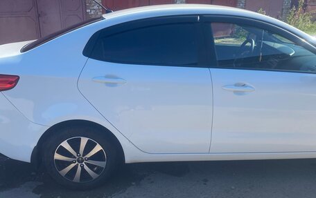 KIA Rio III рестайлинг, 2016 год, 1 000 000 рублей, 3 фотография