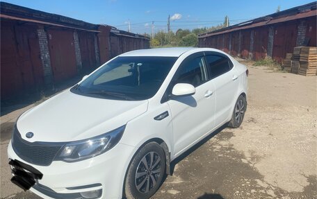 KIA Rio III рестайлинг, 2016 год, 1 000 000 рублей, 6 фотография