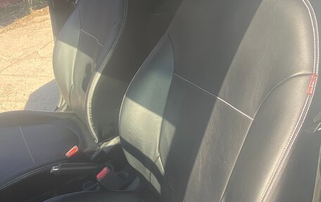 KIA Rio III рестайлинг, 2016 год, 1 000 000 рублей, 27 фотография