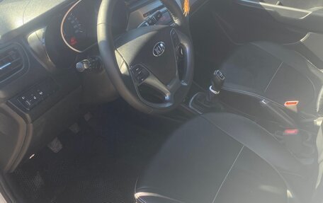 KIA Rio III рестайлинг, 2016 год, 1 000 000 рублей, 32 фотография