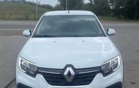 Renault Logan II, 2020 год, 1 089 000 рублей, 1 фотография