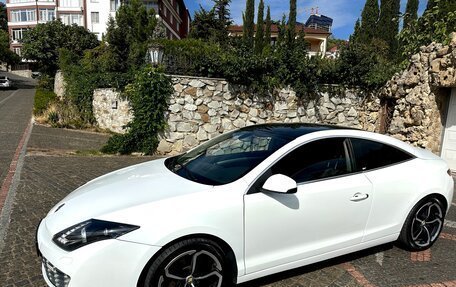 Renault Laguna III рестайлинг, 2010 год, 1 270 000 рублей, 2 фотография
