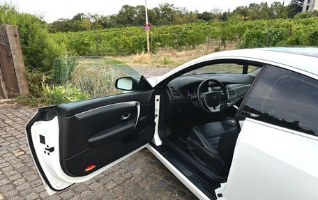 Renault Laguna III рестайлинг, 2010 год, 1 270 000 рублей, 18 фотография
