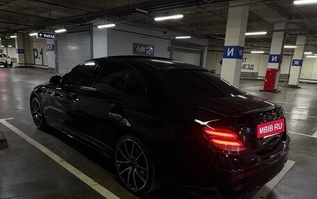 Mercedes-Benz E-Класс, 2016 год, 3 400 000 рублей, 10 фотография