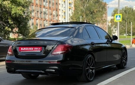 Mercedes-Benz E-Класс, 2016 год, 3 400 000 рублей, 5 фотография