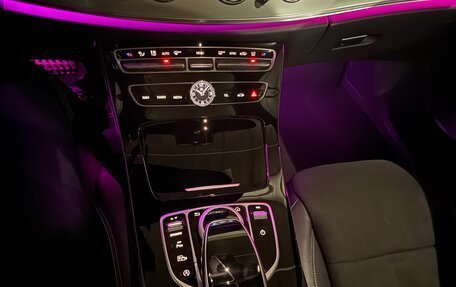 Mercedes-Benz E-Класс, 2016 год, 3 400 000 рублей, 22 фотография