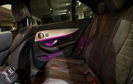 Mercedes-Benz E-Класс, 2016 год, 3 400 000 рублей, 23 фотография