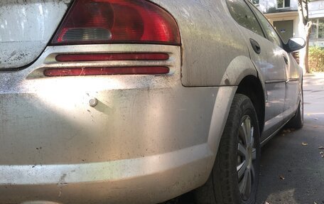 Dodge Stratus II, 2004 год, 250 000 рублей, 3 фотография