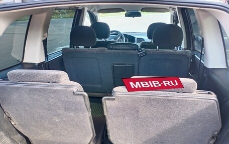 Opel Zafira A рестайлинг, 2002 год, 285 000 рублей, 10 фотография