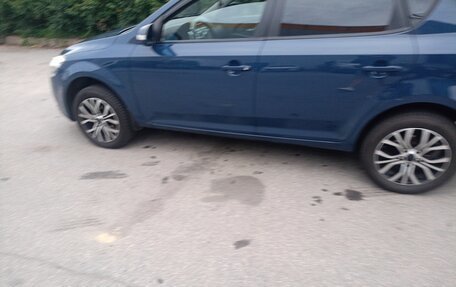 KIA cee'd I рестайлинг, 2011 год, 800 000 рублей, 5 фотография