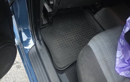 KIA cee'd I рестайлинг, 2011 год, 800 000 рублей, 11 фотография