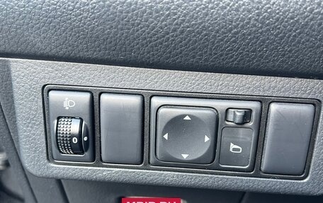 Nissan Tiida, 2011 год, 880 000 рублей, 12 фотография