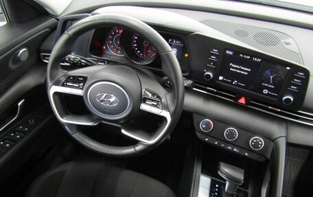 Hyundai Elantra, 2021 год, 2 047 500 рублей, 18 фотография
