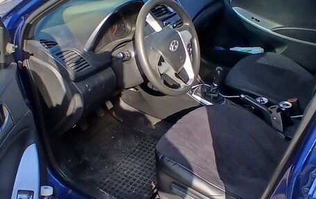 Hyundai Solaris II рестайлинг, 2013 год, 570 000 рублей, 8 фотография