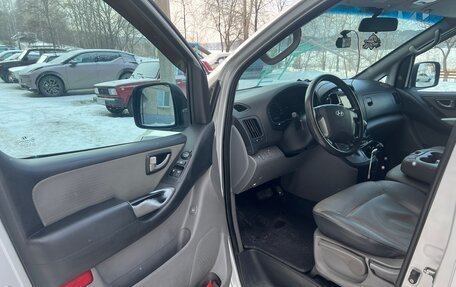 Hyundai Grand Starex Grand Starex I рестайлинг 2, 2008 год, 1 200 000 рублей, 9 фотография
