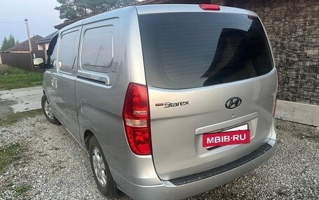Hyundai Grand Starex Grand Starex I рестайлинг 2, 2008 год, 1 200 000 рублей, 3 фотография