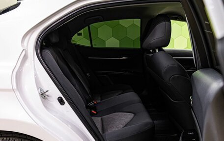 Toyota Camry, 2020 год, 2 650 000 рублей, 12 фотография