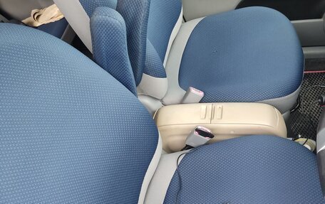 Toyota Sienta I, 2004 год, 680 000 рублей, 9 фотография