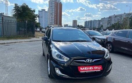 Hyundai Solaris II рестайлинг, 2014 год, 1 000 000 рублей, 5 фотография