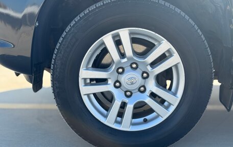 Toyota Land Cruiser Prado 150 рестайлинг 2, 2012 год, 2 700 000 рублей, 8 фотография