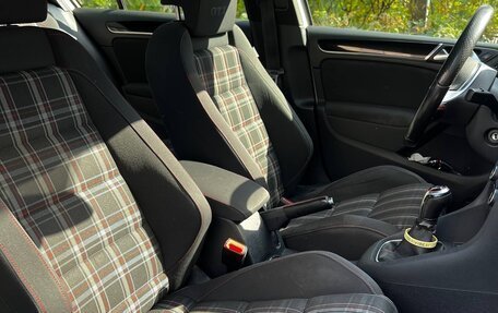 Volkswagen Golf GTI VII, 2011 год, 2 450 000 рублей, 12 фотография