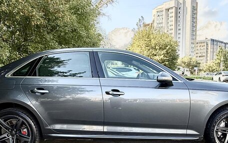 Audi A4, 2016 год, 3 000 000 рублей, 2 фотография