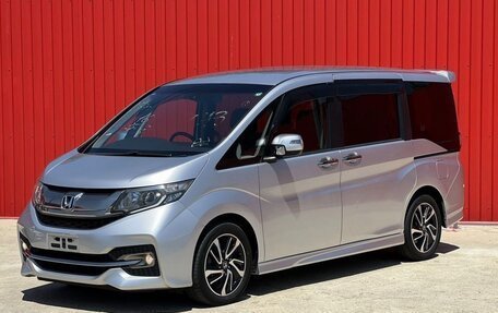 Honda Stepwgn IV, 2017 год, 1 650 000 рублей, 1 фотография