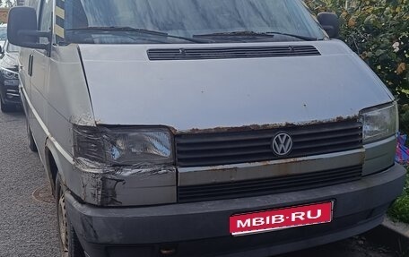 Volkswagen Transporter T4, 1991 год, 280 000 рублей, 1 фотография
